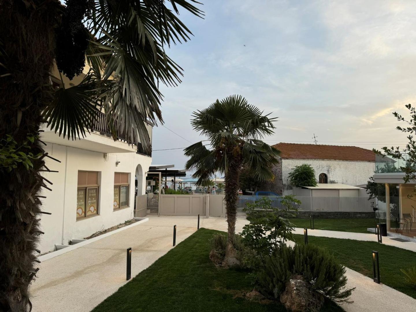 Studio Nikiti Beach Luaran gambar
